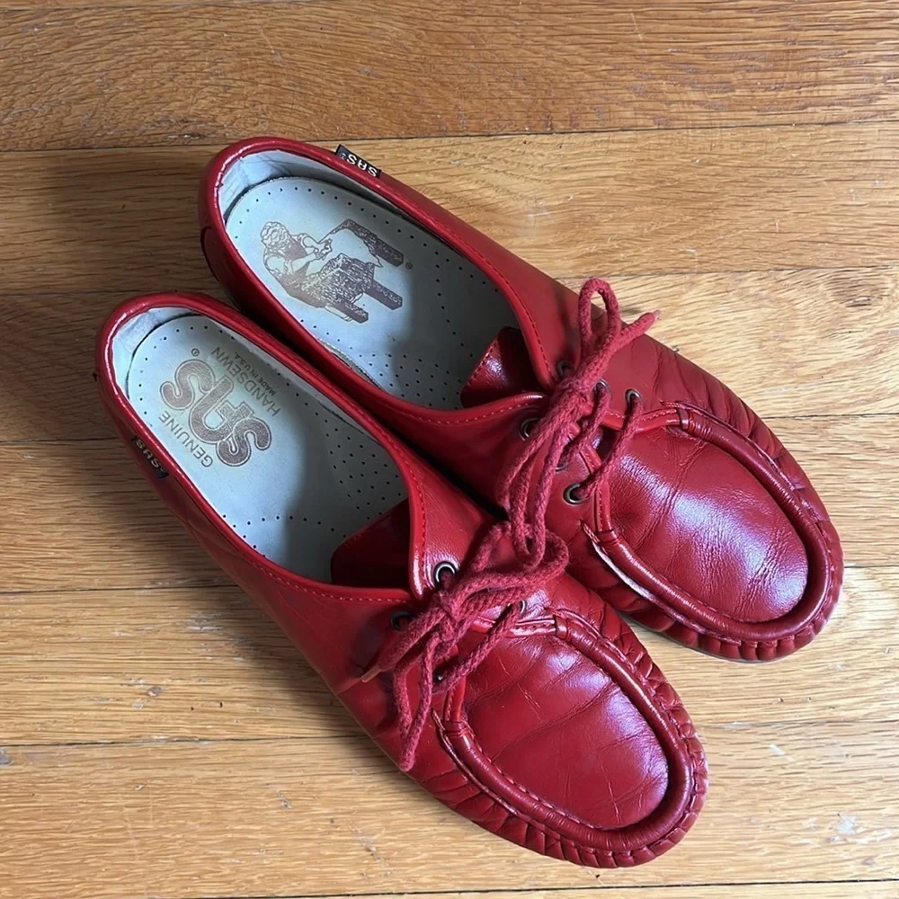 Red Granny Sneakers Made in USA Handsewn Lace Up Shoes Size 9N